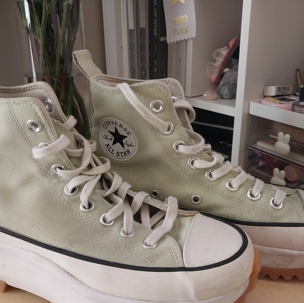Sage green Converse chuck Taylor's size 8 women's